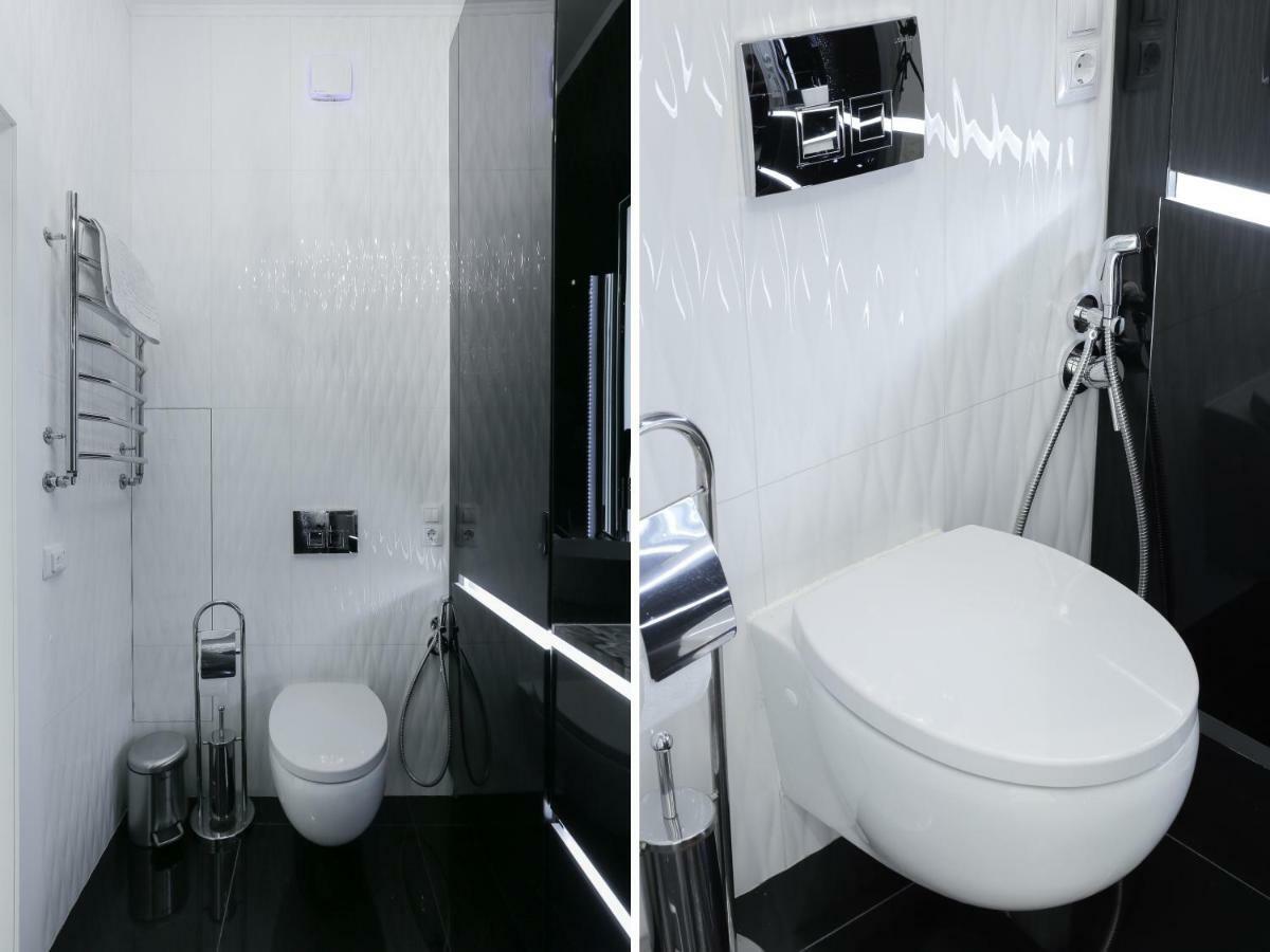 Black&White Apartment In Smart Plaza Kiev Buitenkant foto